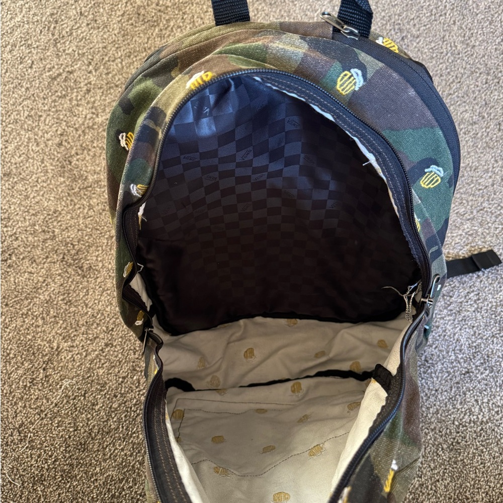 Vans Green Camouflage Backpack with Beer Mug Design - Picture 10 of 12